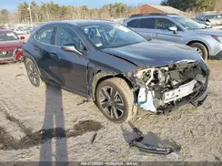 JTHY3JBHXK2000323 2019 LEXUS UX