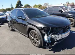 JTHY3JBHXK2006090 2019 LEXUS UX