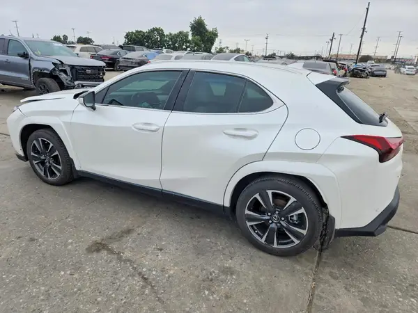 JTHYBJAH0S2018916 2025 LEXUS UX - Image 2