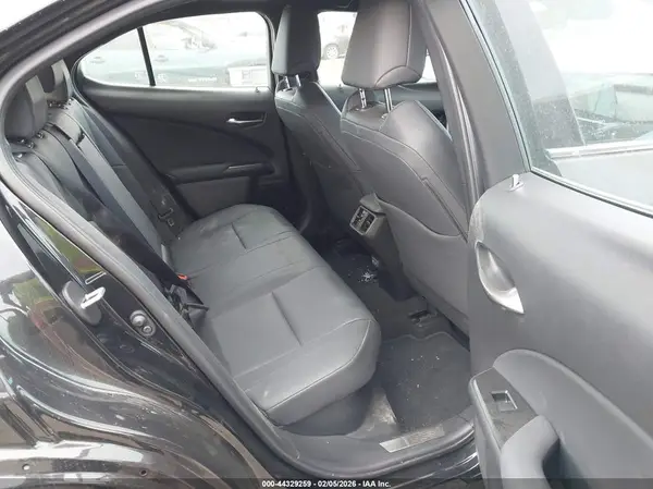 JTHYBJAH0S2022027 2025 LEXUS UX - Image 8