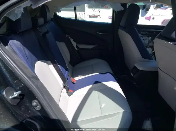 JTHYBJAH1S2022327 2025 LEXUS UX - Image 8