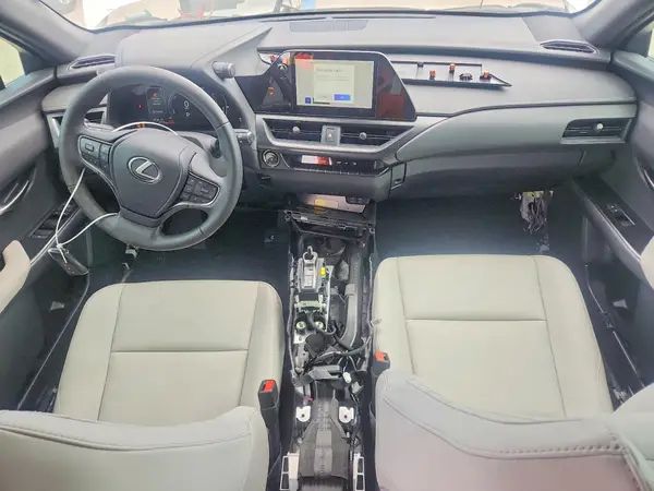 JTHYBJAH2S2026712 2025 LEXUS UX - Image 8