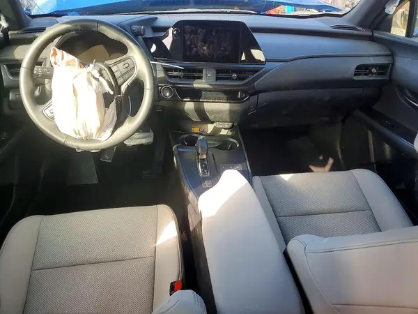 JTHYBJAH3S2015427 2025 LEXUS UX - Image 8