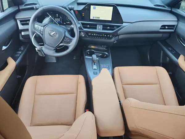 JTHYBJAH5S2017731 2025 LEXUS UX - Image 8