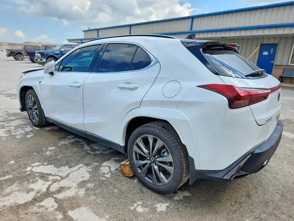 JTHYBJAH6S2037051 2025 LEXUS UX - Image 2