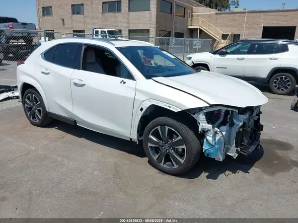 JTHYBJAH8S2014645 2025 LEXUS UX - Image 1