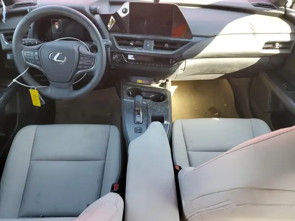 JTHYBJAH9S2018686 2025 LEXUS UX - Image 8