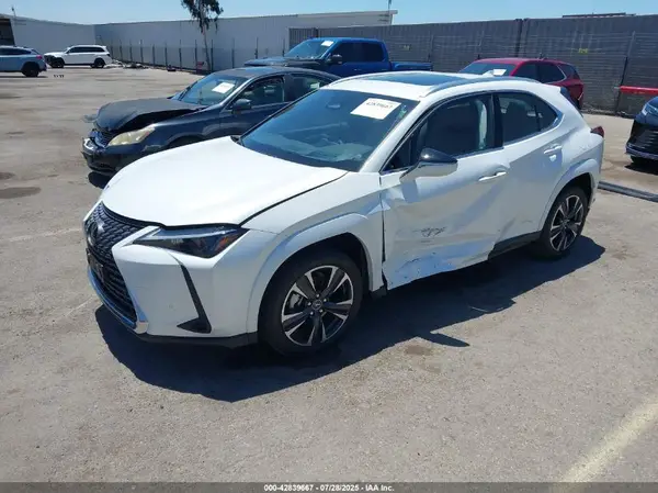 JTHYBJAH9S2022270 2025 LEXUS UX - Image 2