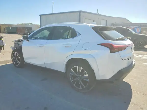 JTHYBJAHXS2027669 2025 LEXUS UX - Image 2