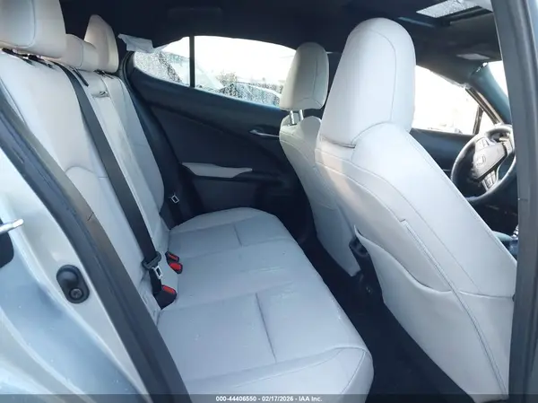JTHYBJAHXS2034069 2025 LEXUS UX - Image 8