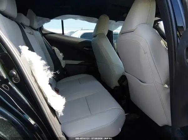 JTHYBJAHXT2042299 2026 LEXUS UX - Image 8