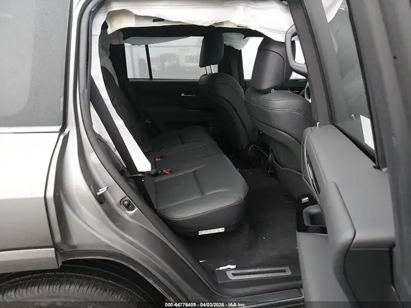 JTJAB7CX3R4049115 2024 LEXUS LX - Image 8