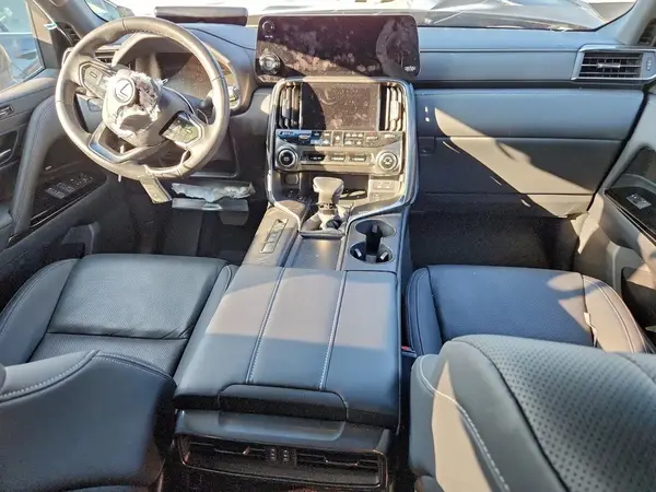 JTJAB7CX7P4032251 2023 LEXUS LX - Image 8