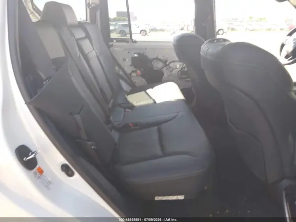 JTJAB7CX8S4071195 2025 LEXUS LX - Image 8