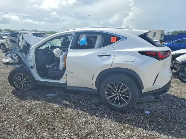 JTJADCAZ2S5024066 2025 LEXUS NX - Image 2