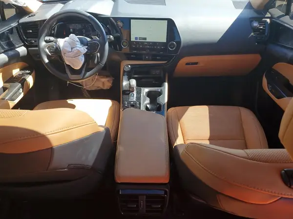JTJAGCEZ7S5010939 2025 LEXUS NX - Image 8
