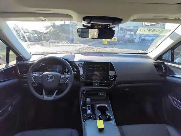 JTJAGCEZ8P5005465 2023 LEXUS NX - Image 8