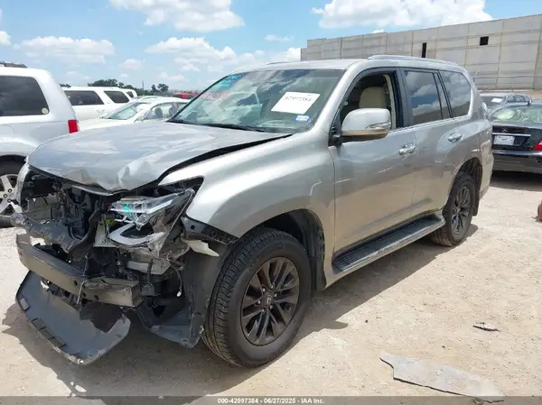 JTJAM7BX0L5246109 2020 LEXUS GX - Image 2