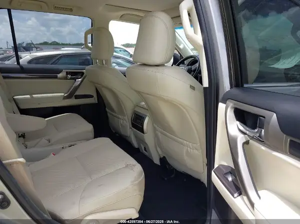 JTJAM7BX0L5246109 2020 LEXUS GX - Image 8