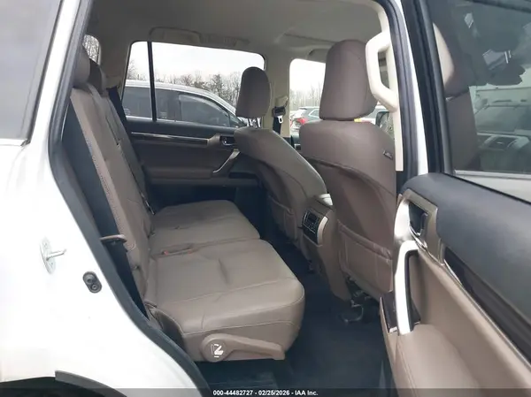 JTJAM7BX0L5259183 2020 LEXUS GX - Image 8