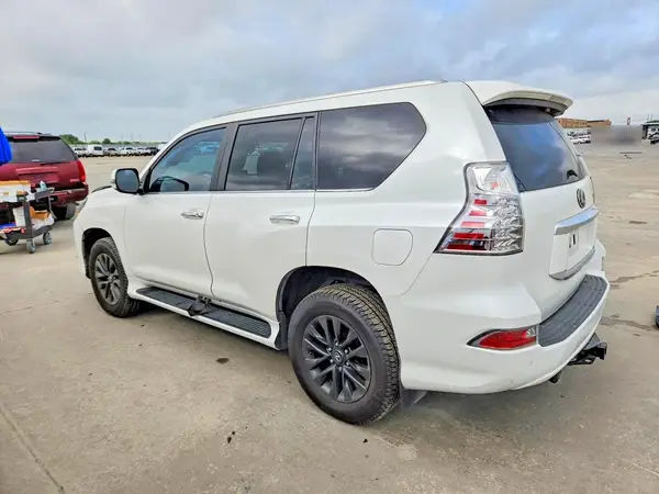 JTJAM7BX0N5305856 2022 LEXUS GX - Image 2