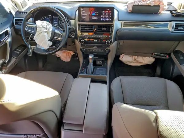 JTJAM7BX0N5315125 2022 LEXUS GX - Image 8