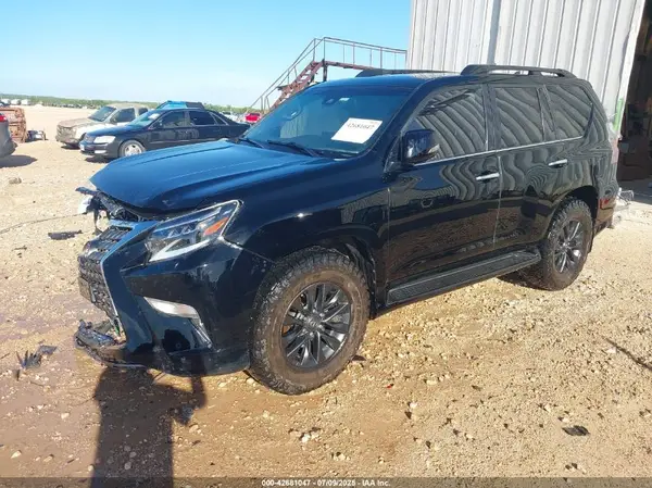 JTJAM7BX0N5319126 2022 LEXUS GX - Image 2