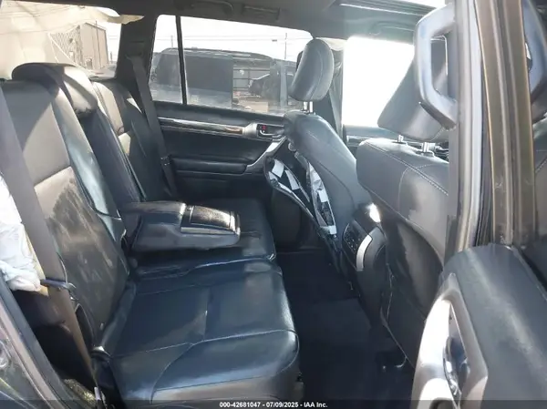 JTJAM7BX0N5319126 2022 LEXUS GX - Image 8