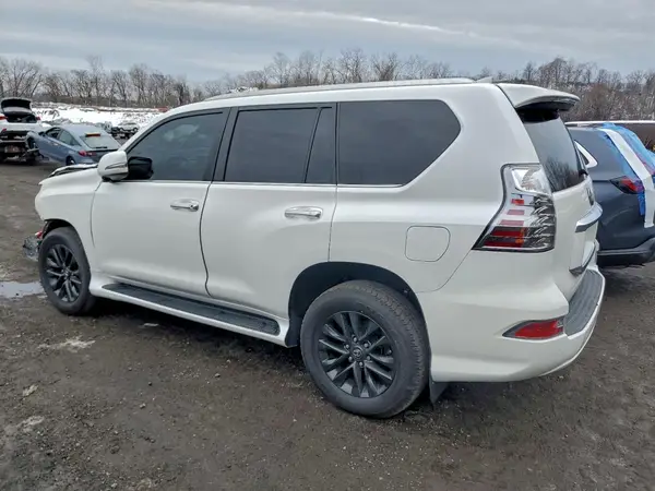 JTJAM7BX0N5322656 2022 LEXUS GX - Image 2