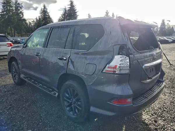 JTJAM7BX0N5324116 2022 LEXUS GX - Image 2