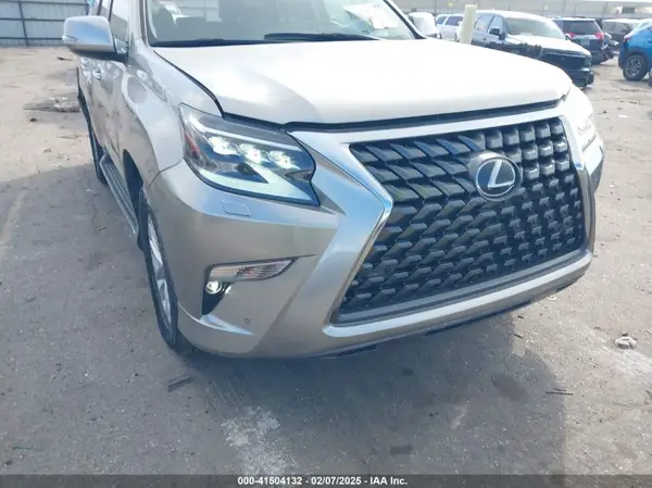JTJAM7BX0N5325072 2022 LEXUS GX - Image 1