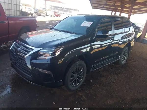 JTJAM7BX0N5334015 2022 LEXUS GX - Image 2
