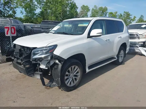 JTJAM7BX1M5270985 2021 LEXUS GX - Image 2