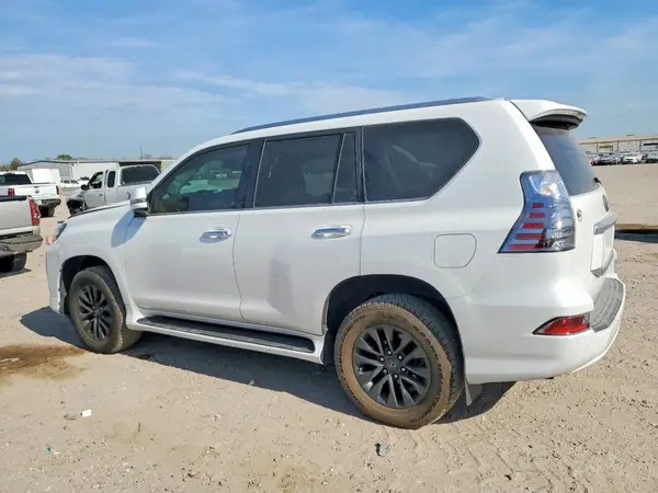 JTJAM7BX1N5311844 2022 LEXUS GX - Image 2