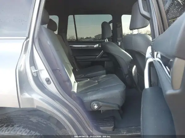 JTJAM7BX1N5332449 2022 LEXUS GX - Image 8