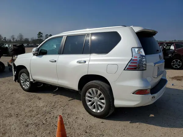 JTJAM7BX1P5360660 2023 LEXUS GX - Image 2