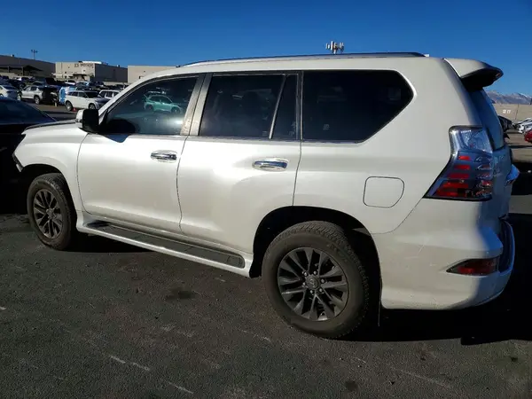 JTJAM7BX1P5363882 2023 LEXUS GX - Image 2