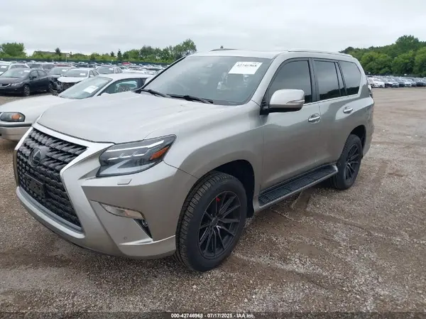 JTJAM7BX2L5253269 2020 LEXUS GX - Image 2
