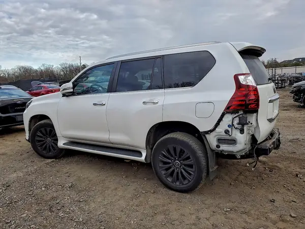 JTJAM7BX2M5269537 2021 LEXUS GX - Image 2