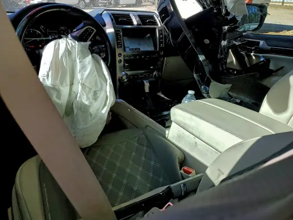 JTJAM7BX2M5272583 2021 LEXUS GX - Image 8