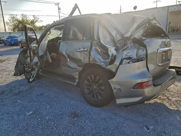 JTJAM7BX2N5315563 2022 LEXUS GX - Image 2