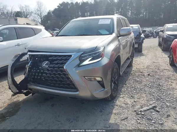 JTJAM7BX2N5315823 2022 LEXUS GX - Image 2