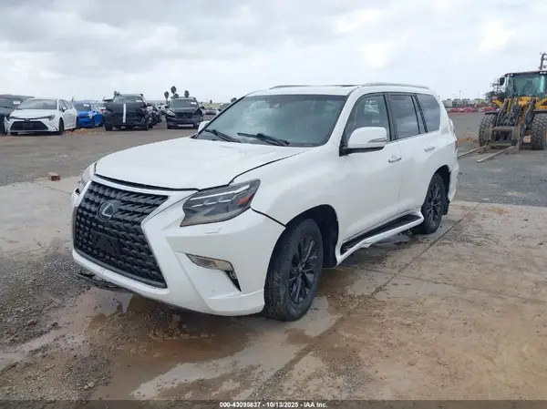 JTJAM7BX2N5316731 2022 LEXUS GX - Image 2