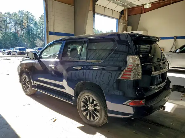 JTJAM7BX2N5321279 2022 LEXUS GX - Image 2