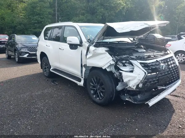 JTJAM7BX2N5326465 2022 LEXUS GX - Image 1