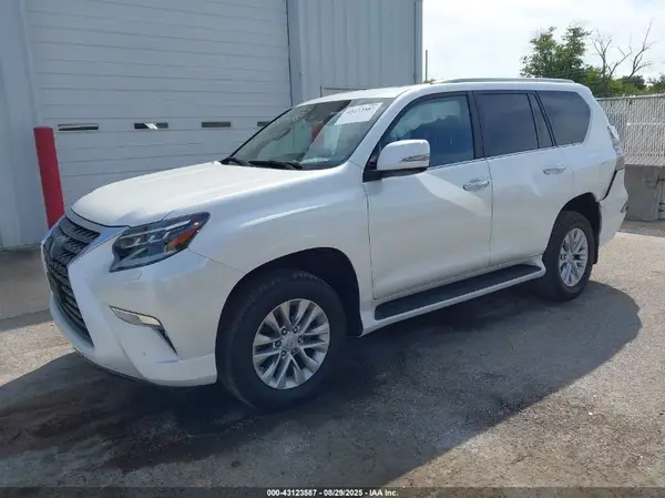 JTJAM7BX2P5346217 2023 LEXUS GX - Image 2