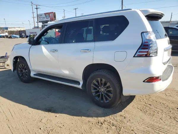 JTJAM7BX2P5366015 2023 LEXUS GX - Image 2