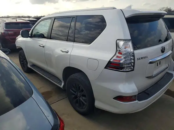 JTJAM7BX2P5371439 2023 LEXUS GX - Image 2