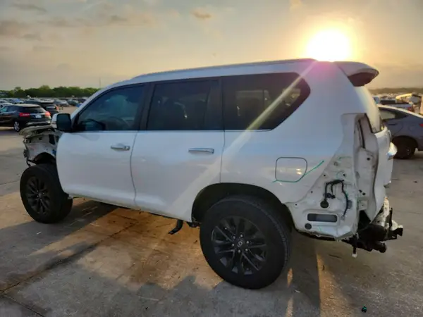 JTJAM7BX3L5263860 2020 LEXUS GX - Image 2