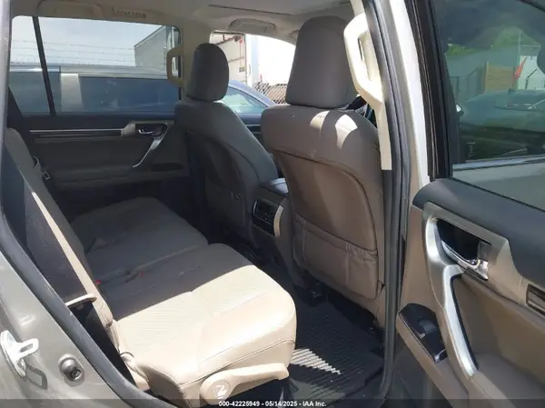 JTJAM7BX3M5274777 2021 LEXUS GX - Image 8